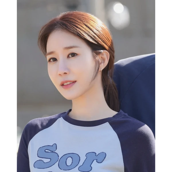 The most loved look of Yoo Inna today
