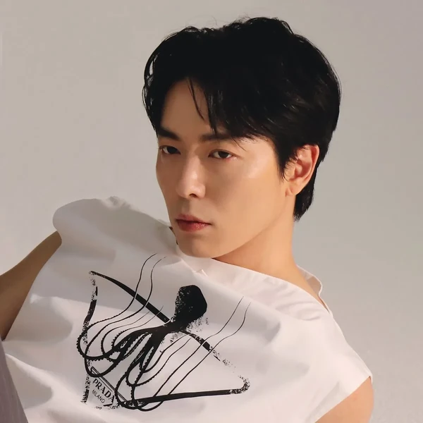 Popular photo full of fans’ love for Kim Jaewook