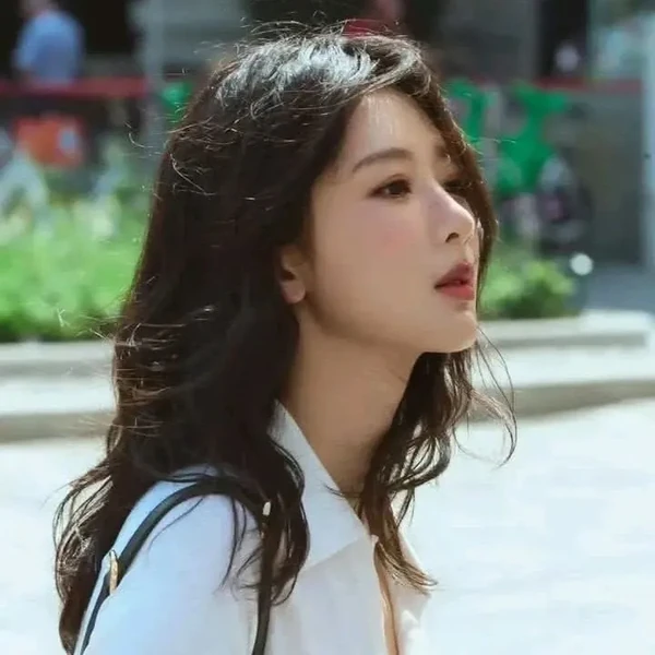 The most loved look of Yang Zi today