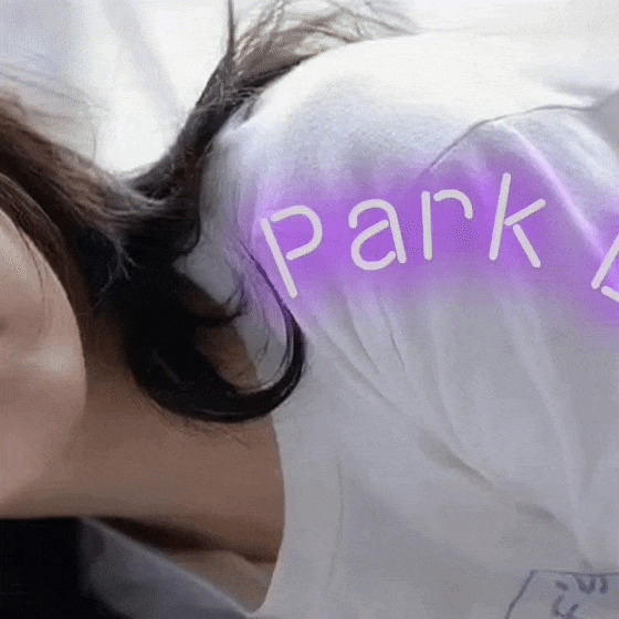 The most loved look of Park Boyoung today