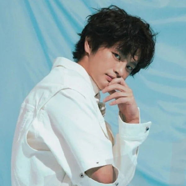 Popular photo full of fans’ love for Seo Inguk