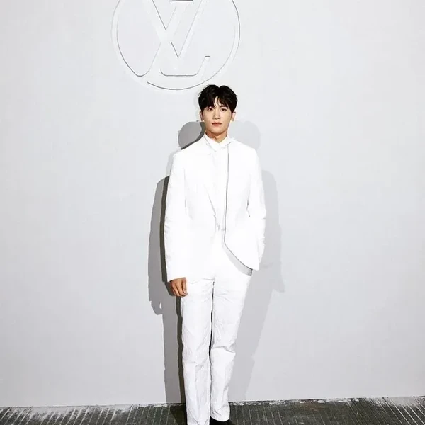 No.1 banner post of Park Hyungsik created by top fandom