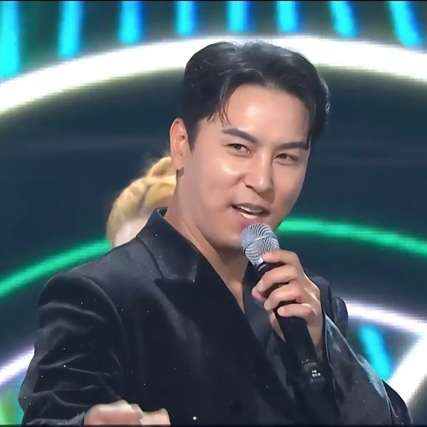 Penampilan Jang Minho yang paling disukai hari ini