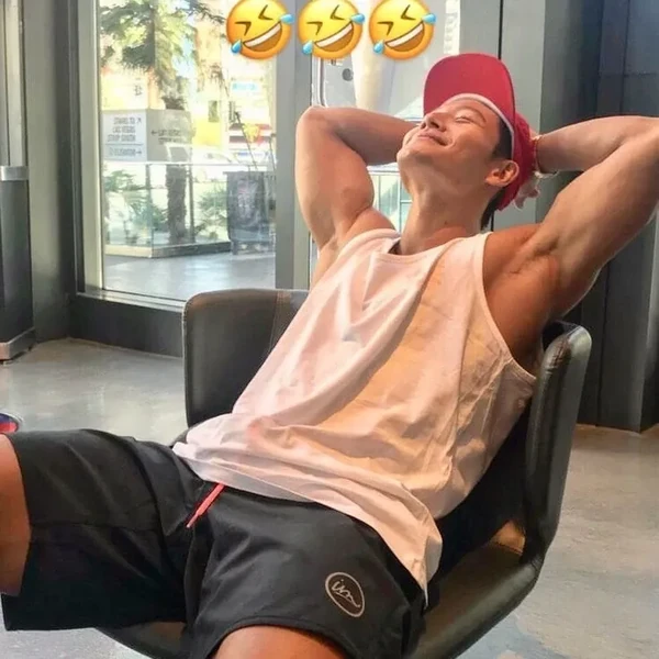 Top moment of Kim Jongkook chosen by fans