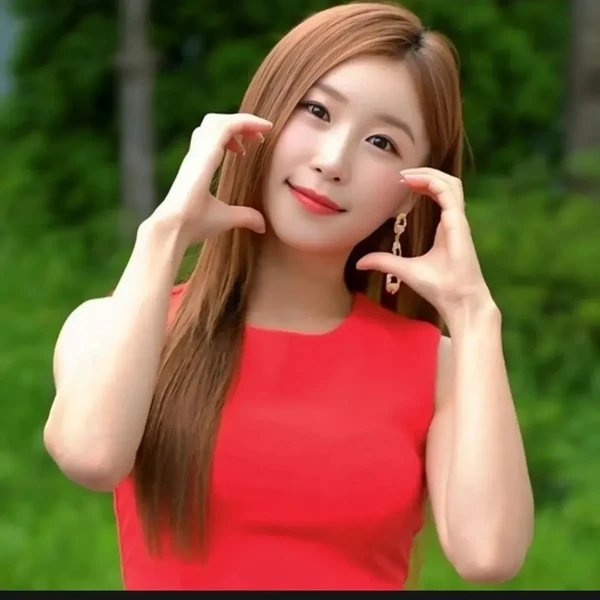 Popular photo full of fans’ love for Lee Sona