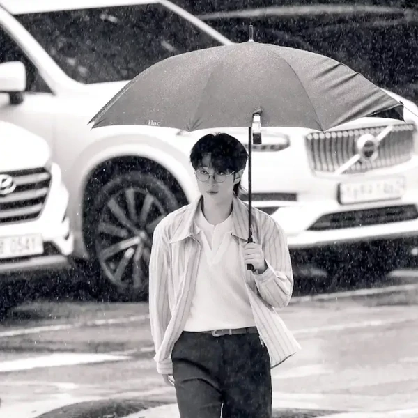 The most loved look of An Sunghoon today