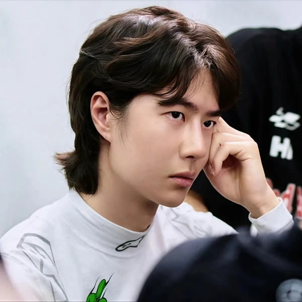 The most loved look of Wang Yibo today