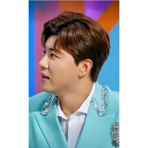 The most loved look of Jin Haesung today
