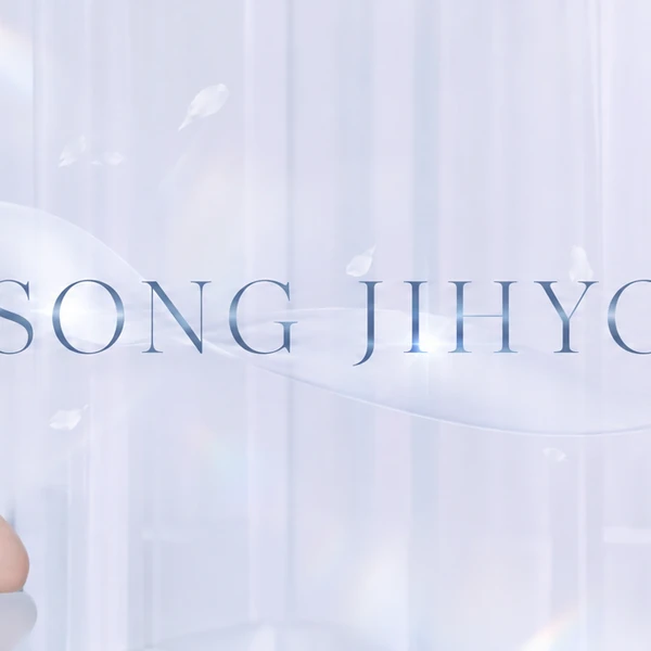 Foto populer Song Jihyo yang penuh cinta dari penggemar