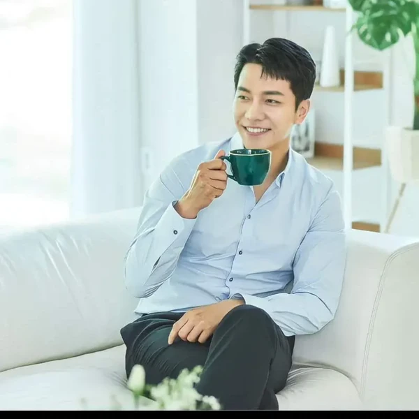 Momen terbaik Lee Seunggi pilihan penggemar