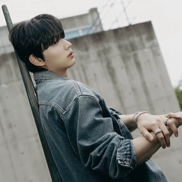 The most loved look of Kim Jaewon today