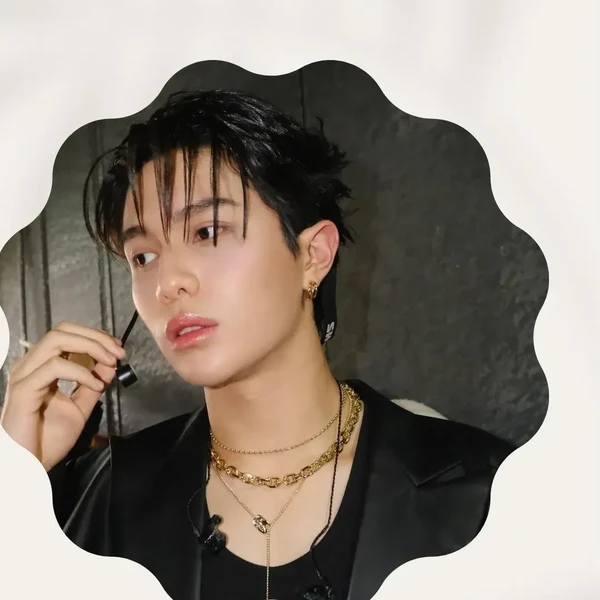 Popular photo full of fans’ love for William Jakrapatr Kaewpanpong