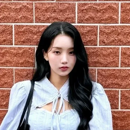 Popular photo full of fans’ love for Kim Soyeon (2004)