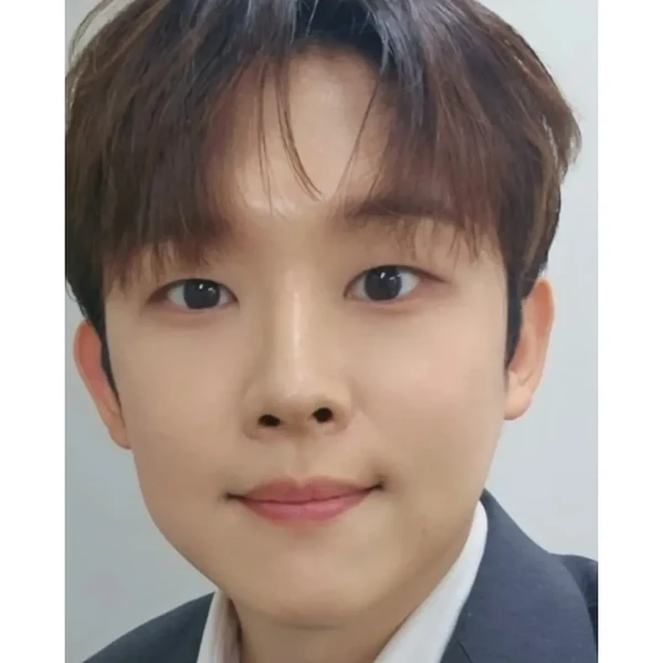 The most loved look of Jinuk today