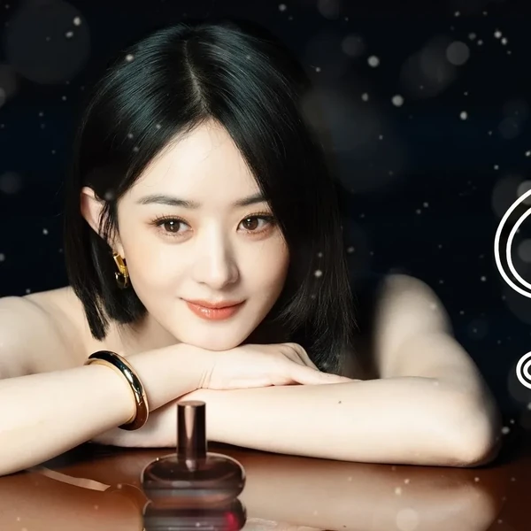 The most loved look of Zhao Liying today