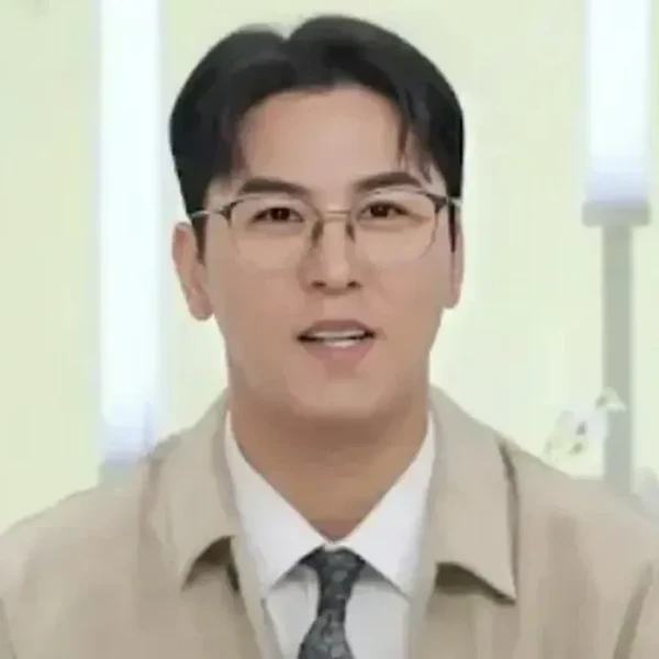 Foto populer Jang Minho yang penuh cinta dari penggemar