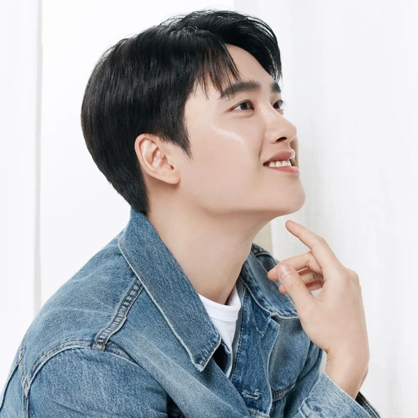 Penampilan Doh Kyungsoo (D.O.) yang paling disukai hari ini