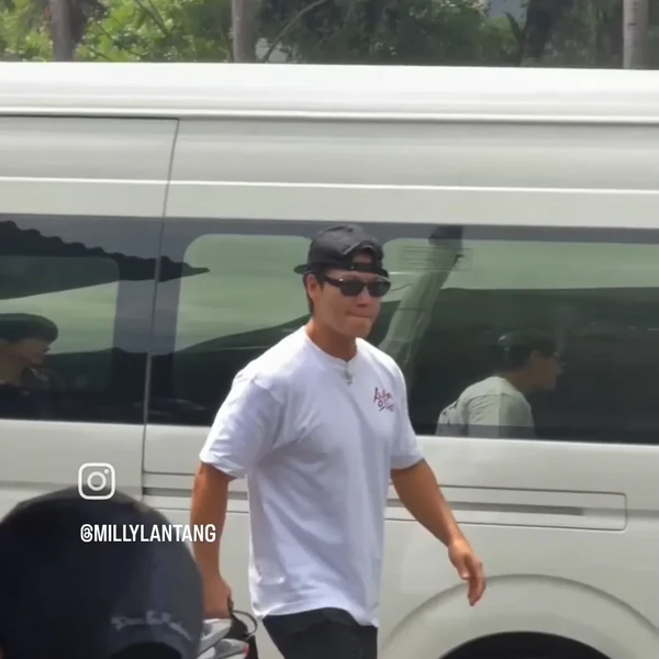 Popular photo full of fans’ love for Kim Jongkook