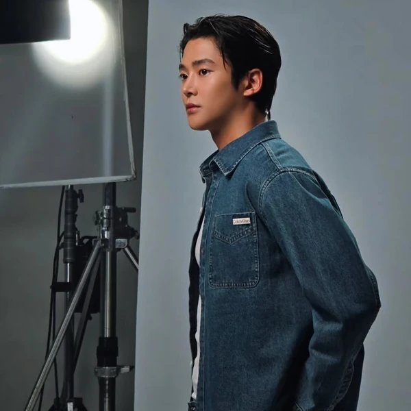 Penampilan Rowoon yang paling disukai hari ini
