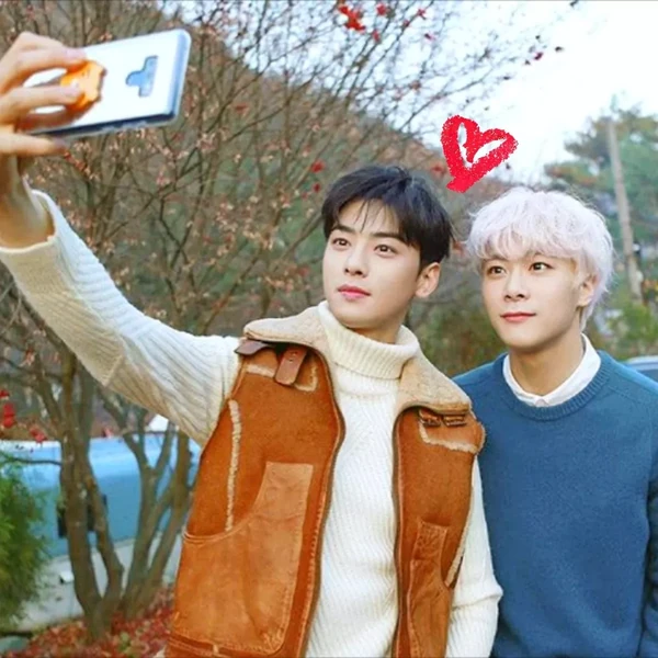 Popular photo full of fans’ love for Cha Eunwoo