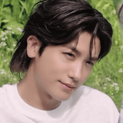 Representative photo of Park Hyungsik showing their charm
