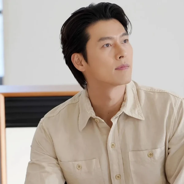 Foto populer Hyun Bin yang penuh cinta dari penggemar