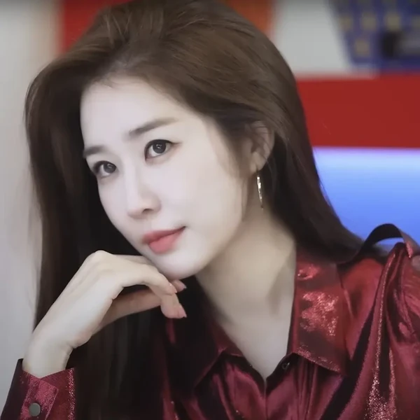 Popular photo full of fans’ love for Yoo Inna