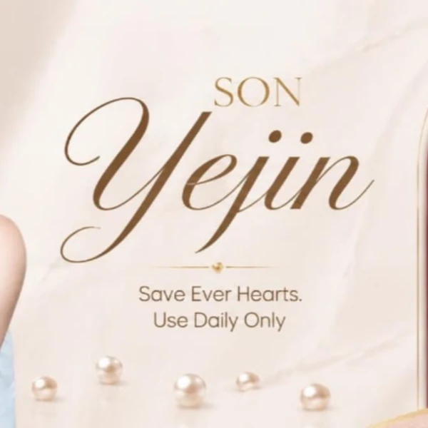 The most loved look of Son Yejin today