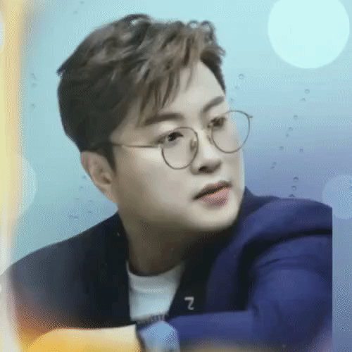Popular photo full of fans’ love for Kim Hojoong
