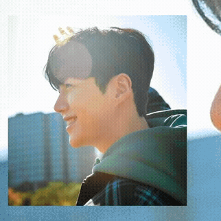 The most loved look of Kim Seonho today