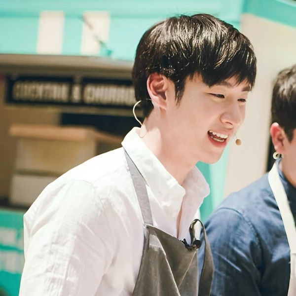 Popular photo full of fans’ love for Lee Jaehoon