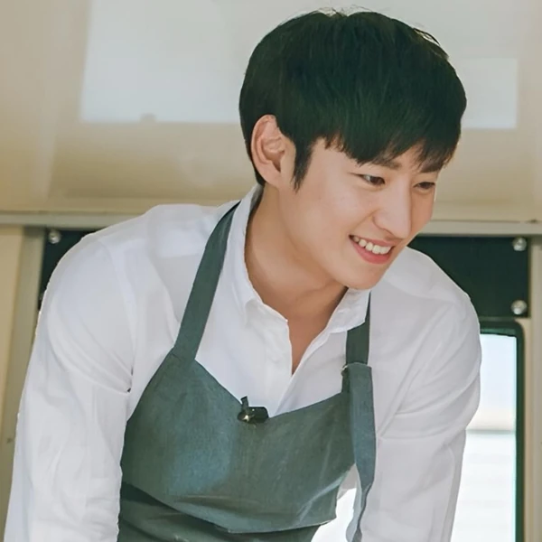 The most loved look of Lee Jaehoon today