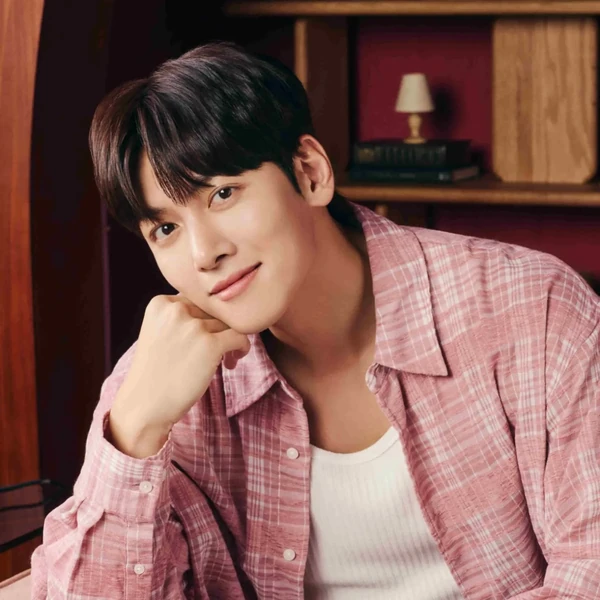 Today’s standout profile photo of Ji Changwook on Choeaedol Celeb