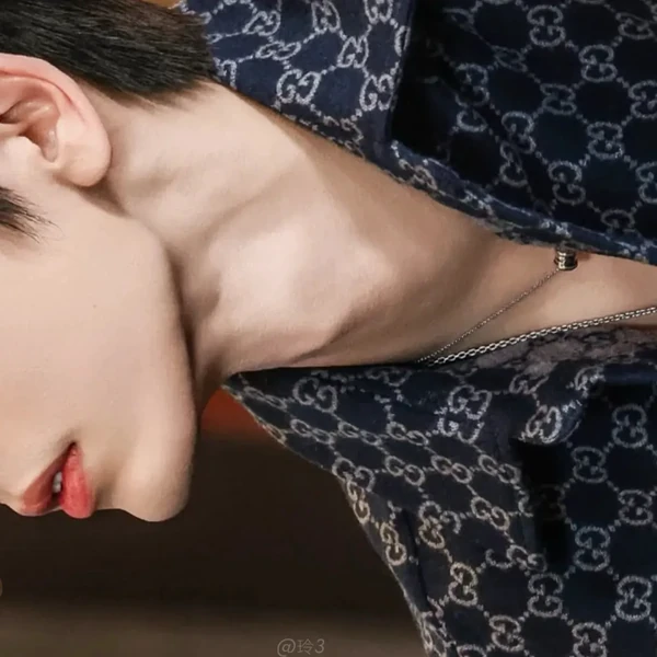 The most loved look of Zhang Linghe today