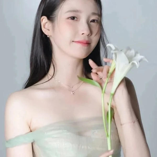 The most loved look of IU today