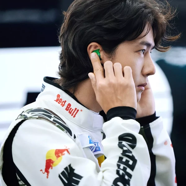 Top moment of Wang Yibo chosen by fans