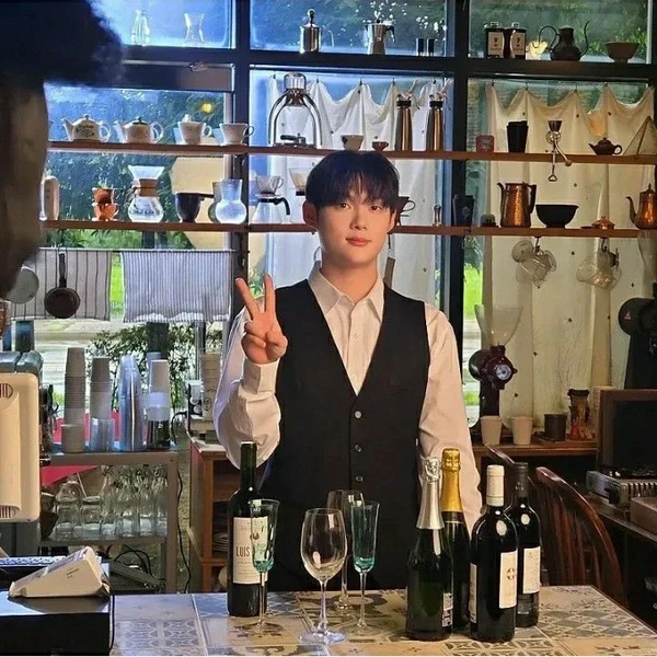 Popular photo full of fans’ love for Choi Jaemyeong