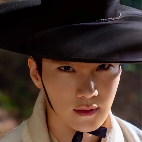 The most loved look of Lee Hongnae today