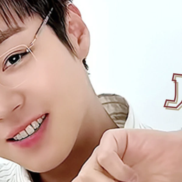 The most loved look of Park Jihoon today