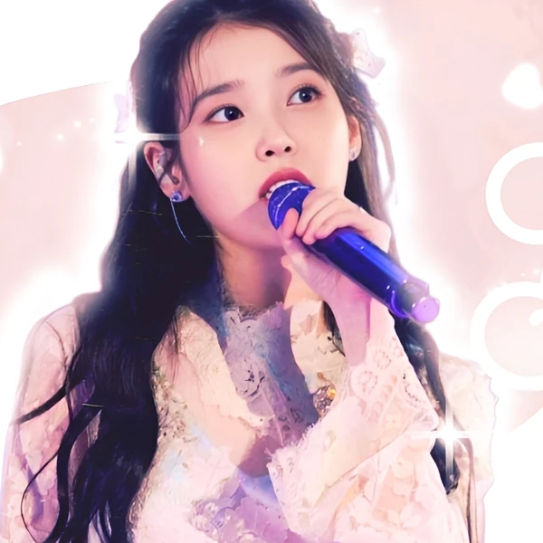 아이유 팬심 가득한 인기 사진