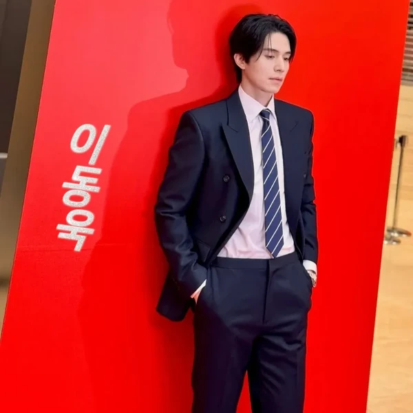 Momen terbaik Lee Dongwook pilihan penggemar