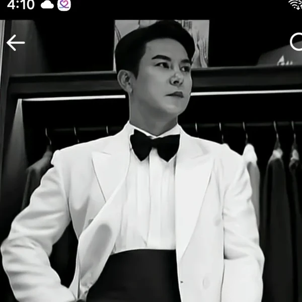 Popular photo full of fans’ love for Jang Minho