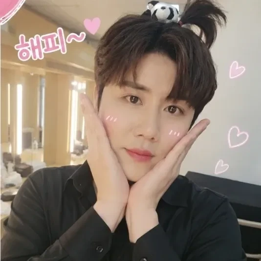 The most loved look of Jin Haesung today