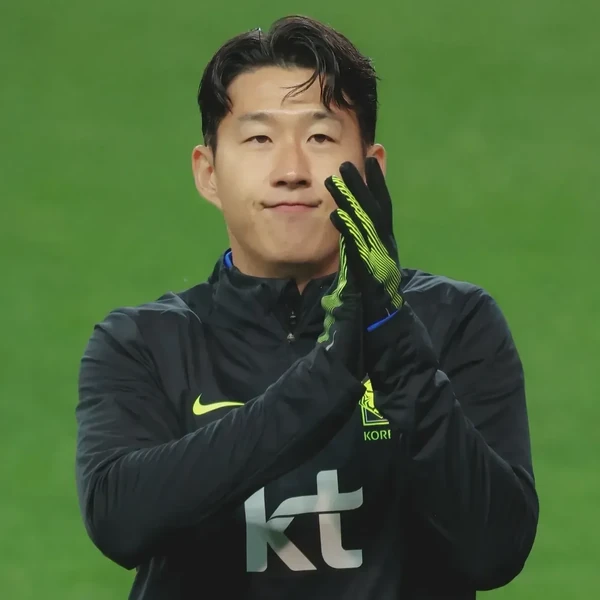 투표로 선정된 손흥민의 인기 프로필 이미지