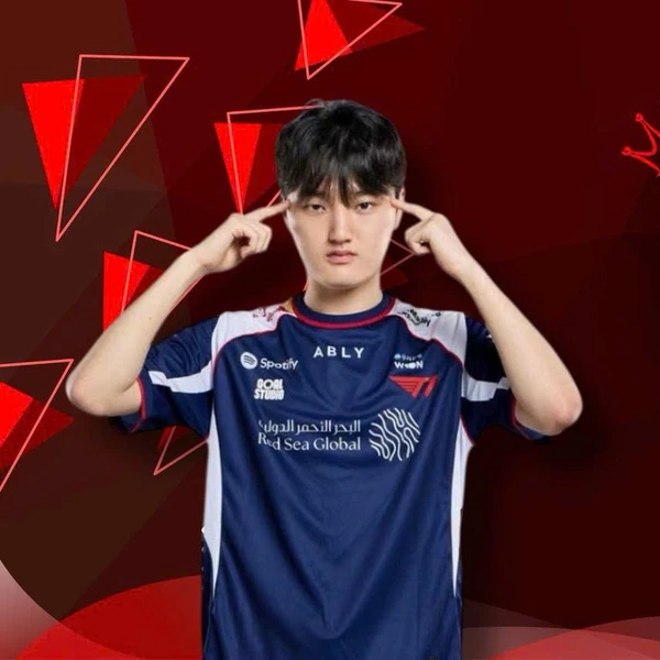 今天在Choeaedol Celeb中最閃耀的Peyz代表照片