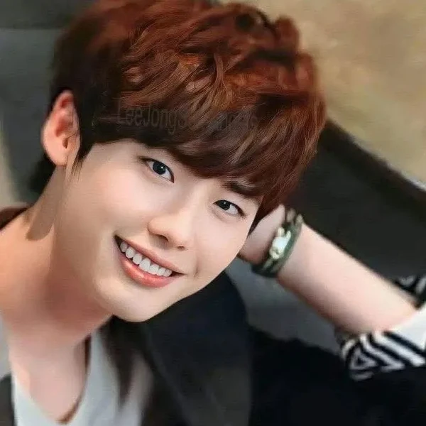 Popular photo full of fans’ love for Lee Jongsuk