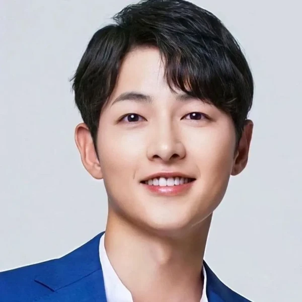 Penampilan Song Joongki yang paling disukai hari ini