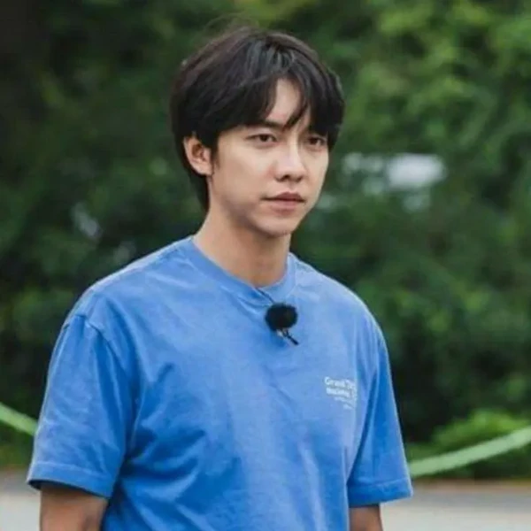 Popular photo full of fans’ love for Lee Seunggi