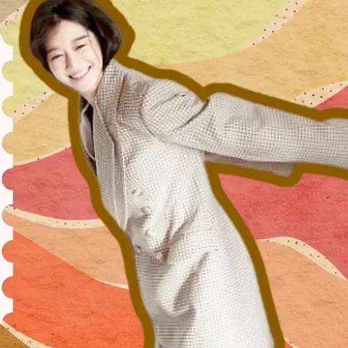 The most loved look of Seo Yeaji today