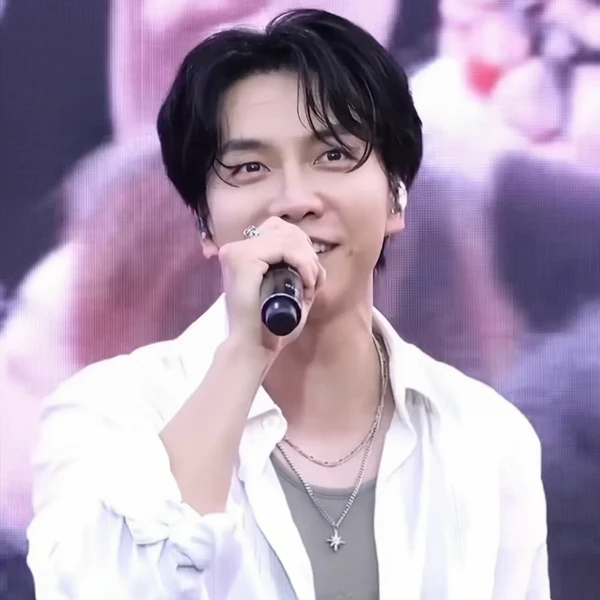 Momen terbaik Lee Seunggi pilihan penggemar